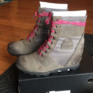 Sorel Brown Ankle Boots with Pink Laces